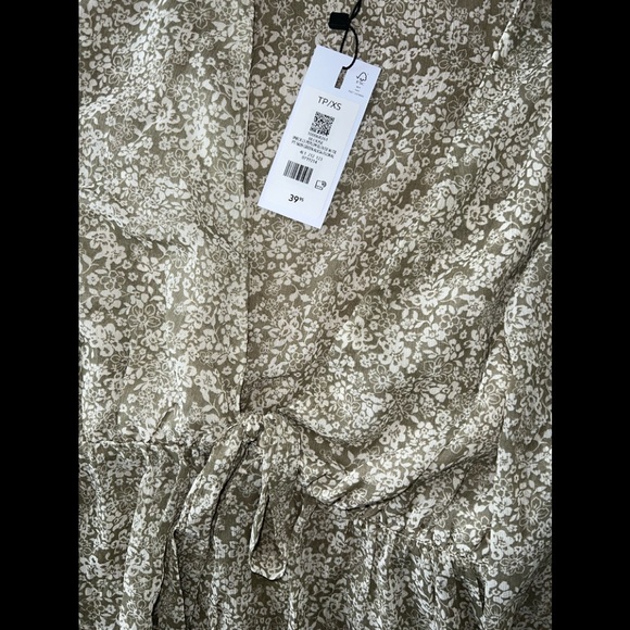 2 for 45$🤑 Ginger Tie-Front Peplum Blouse - Picture 3 of 3